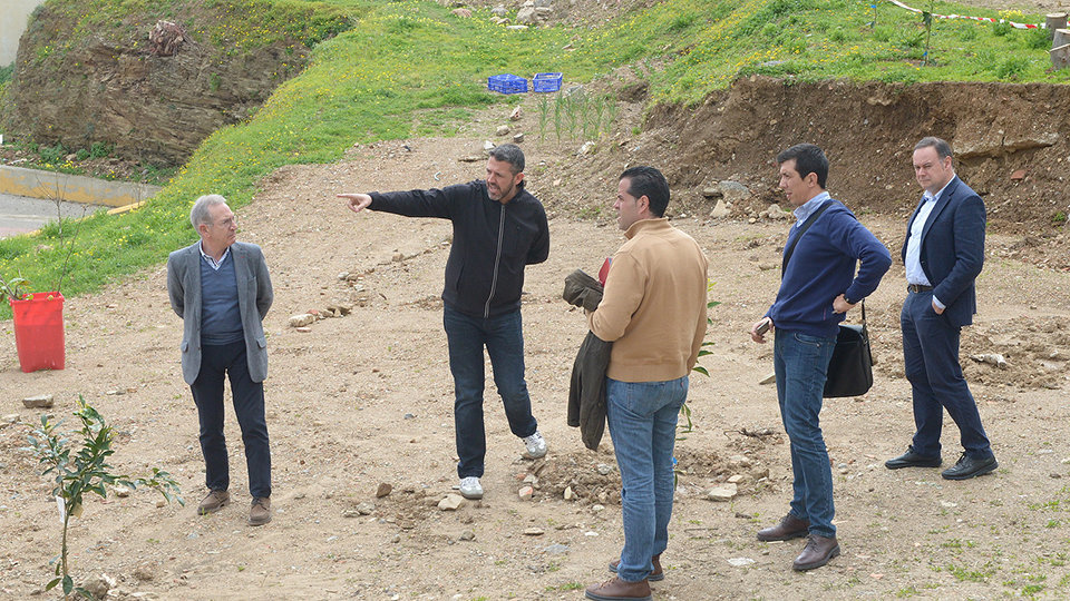 Celaya visita la zona acompañados por los técnicos de Tragsa