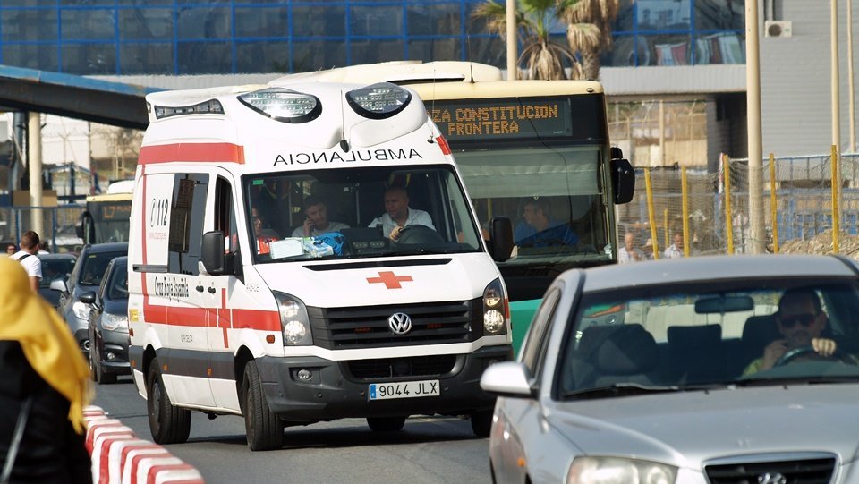 ambulancia autobús frontera