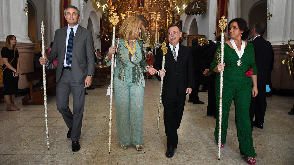 Alberto García Reyes, primero por la izquierda, pregonero del 600 aniversario de Nuestra Señora de África (1 de 1)