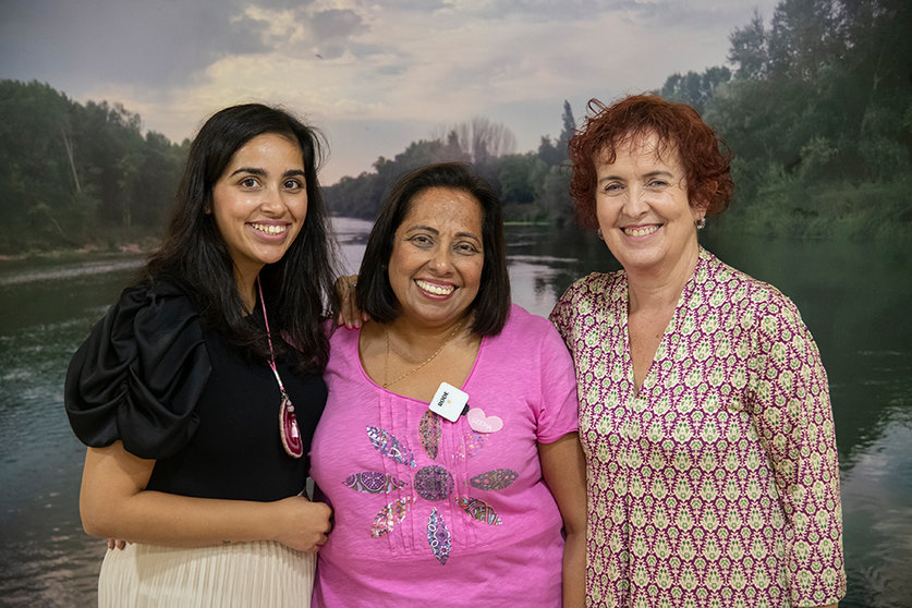 Resham Shamdapuri, Seema Shamdapuri y Edith Rivas