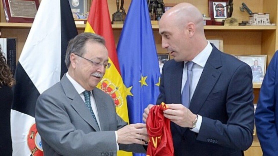 Juan Vivas, durante una recepción oficial a Luis Rubiales