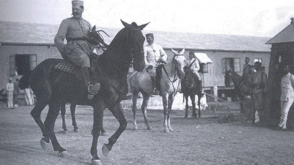 El General Silvestre a caballo