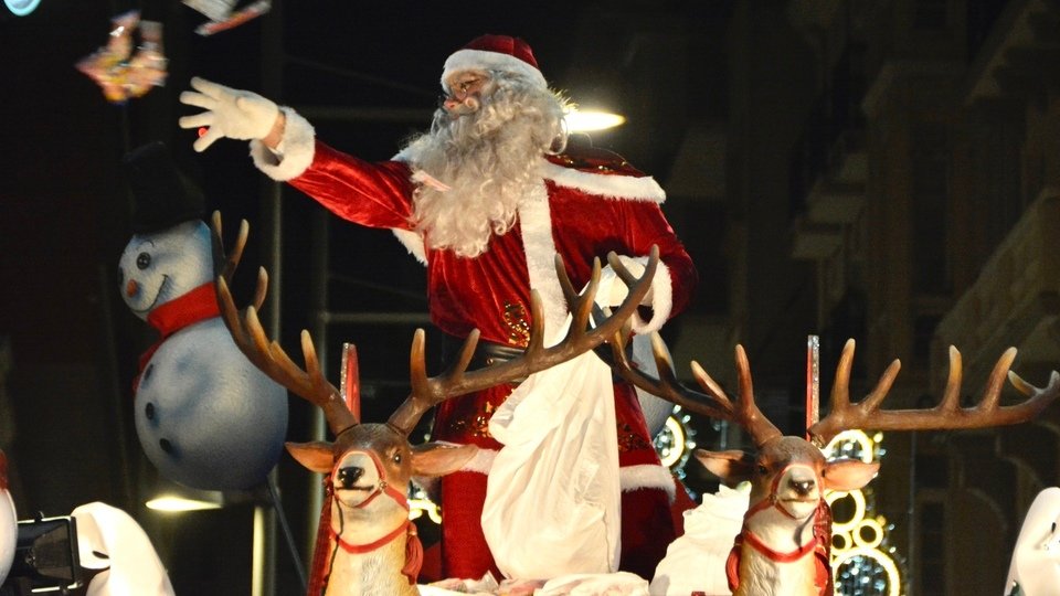 Papá Noel Santa Claus desfile carroza cabalgata Navidad 2023