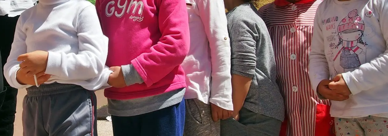 ni&ntilde;os apaisada alumnos
