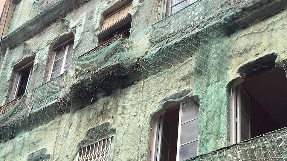 Edificio de la calle Gonz&aacute;lez de la Vega