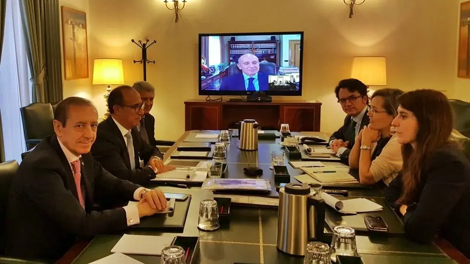 cucurull barkani fronteras videoconferencia