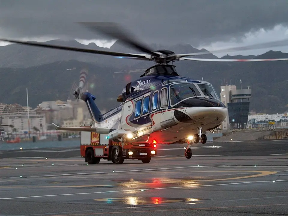 Helic&oacute;ptero H&eacute;lity 08