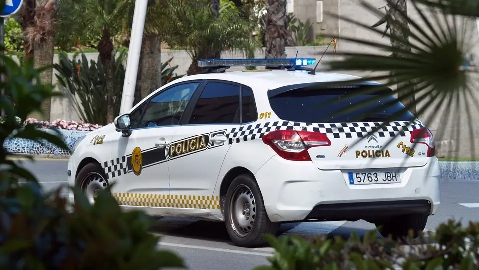 policia local patrulla