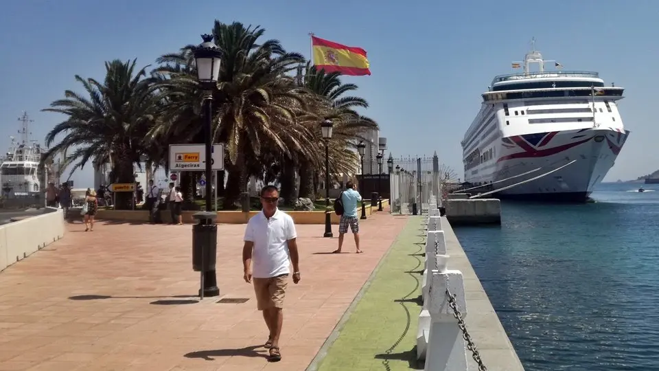crucero turismo turistas 2