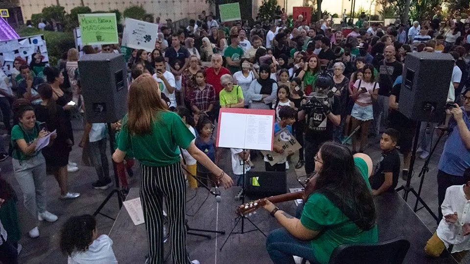 Ceuta se suma a la protesta global para pedir la emergencia clim&aacute;tica (1 de 1)-3