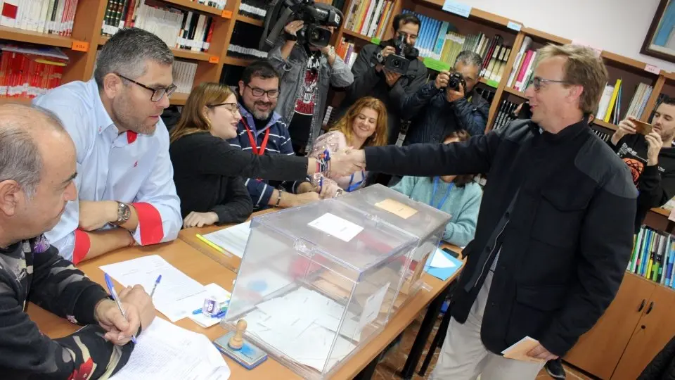 mart&iacute;nez voto 2
