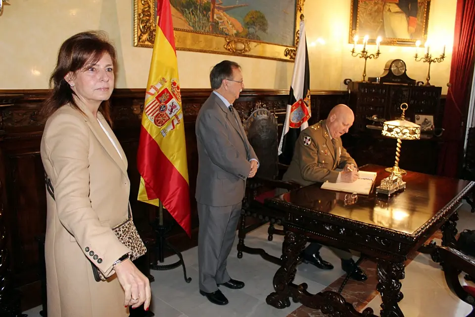 Despedida Luis Cebri&aacute;n COMGECEU 34