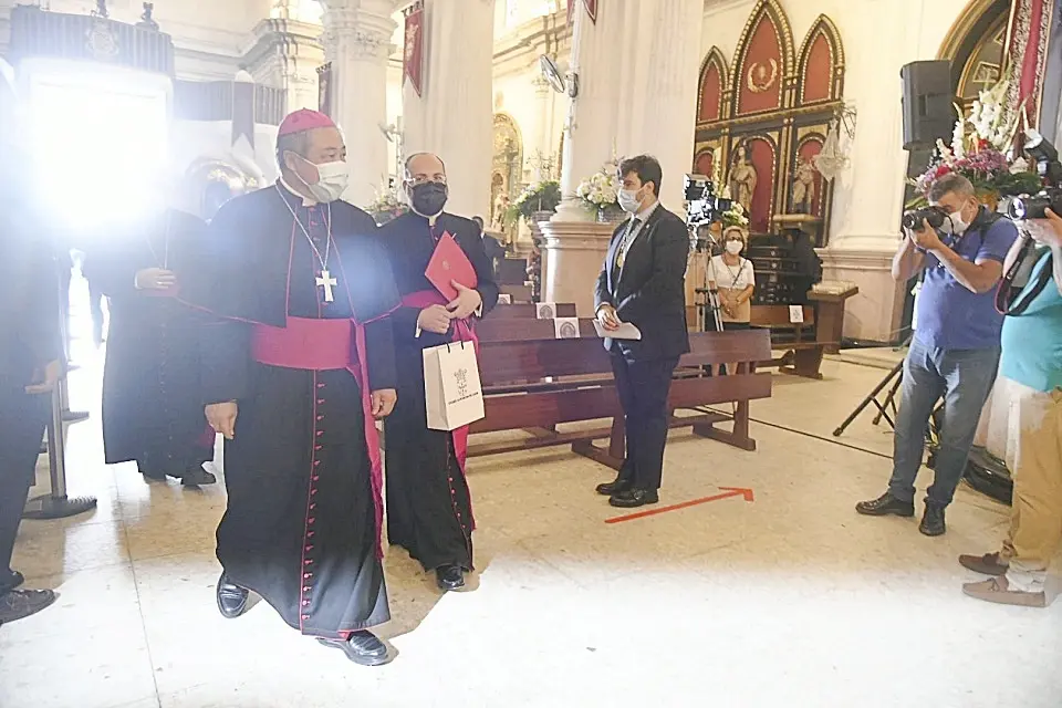 Nuncio Patrona 2021 03