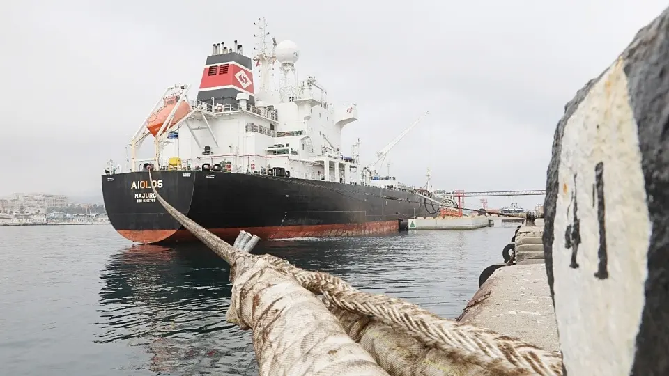 petrolero puerto (3)