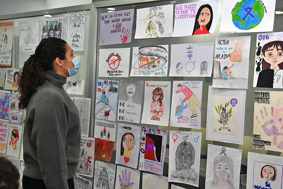  VI Concurso de Esl&oacute;ganes contra la Violencia de G&eacute;nero 63