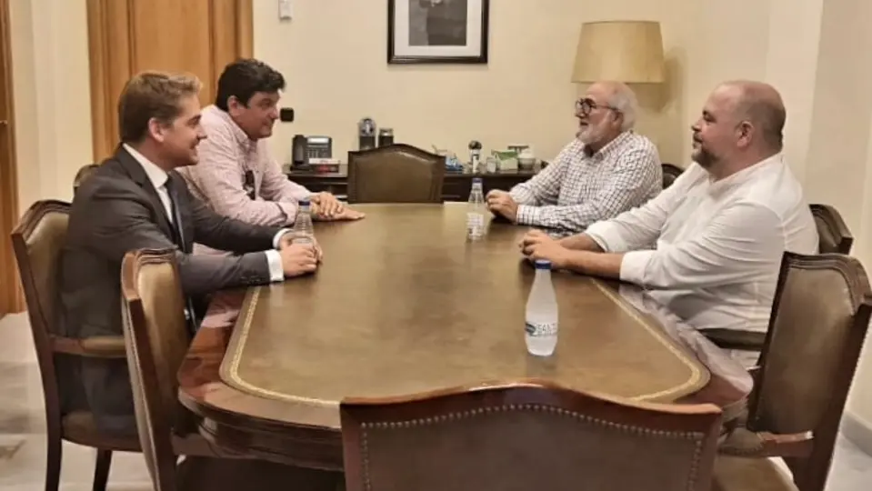 Reuni&oacute;n bilateral entre la C&aacute;mara de Comercio y la Delegaci&oacute;n del Gobierno