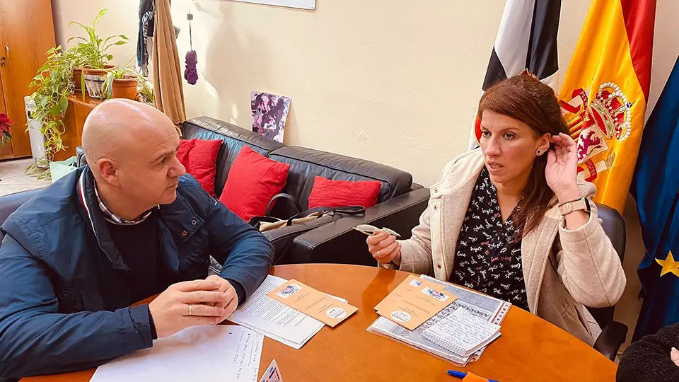 Juan Guti&eacute;rrez y Holaya Abdel-lah, presidenta de la asociaci&oacute;n TDAH