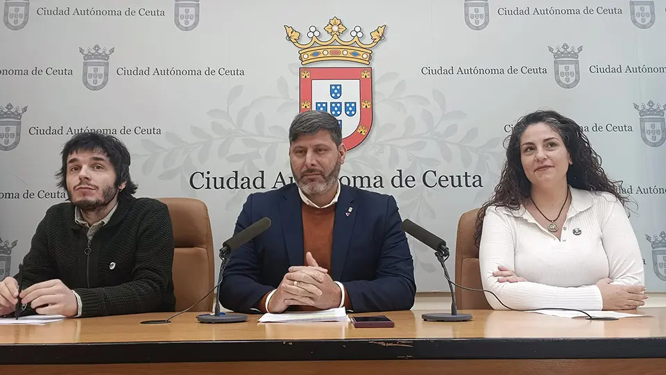 Julio Basurco, Mohamed Mustafa y Julia Ferreras