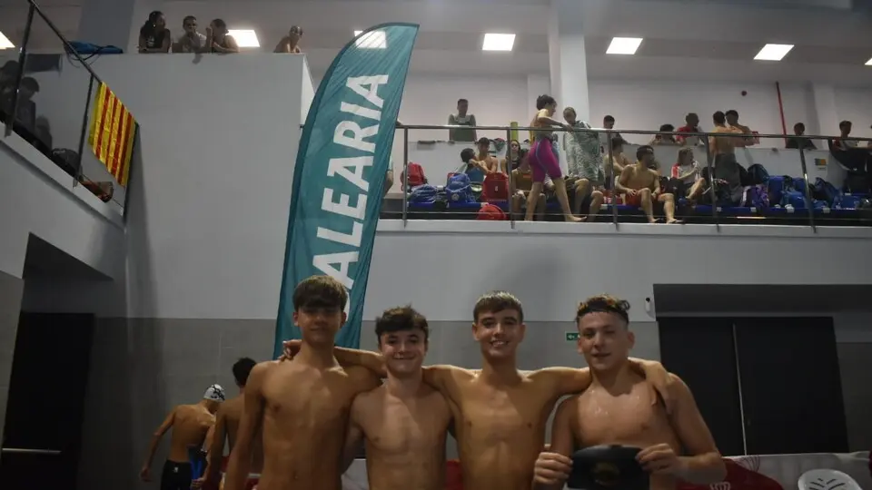 Campeonato Espa&ntilde;a Comunidades Absoluto Cadete Salvamento Socorrismo D&iacute;az-Flor nataci&oacute;n piscina