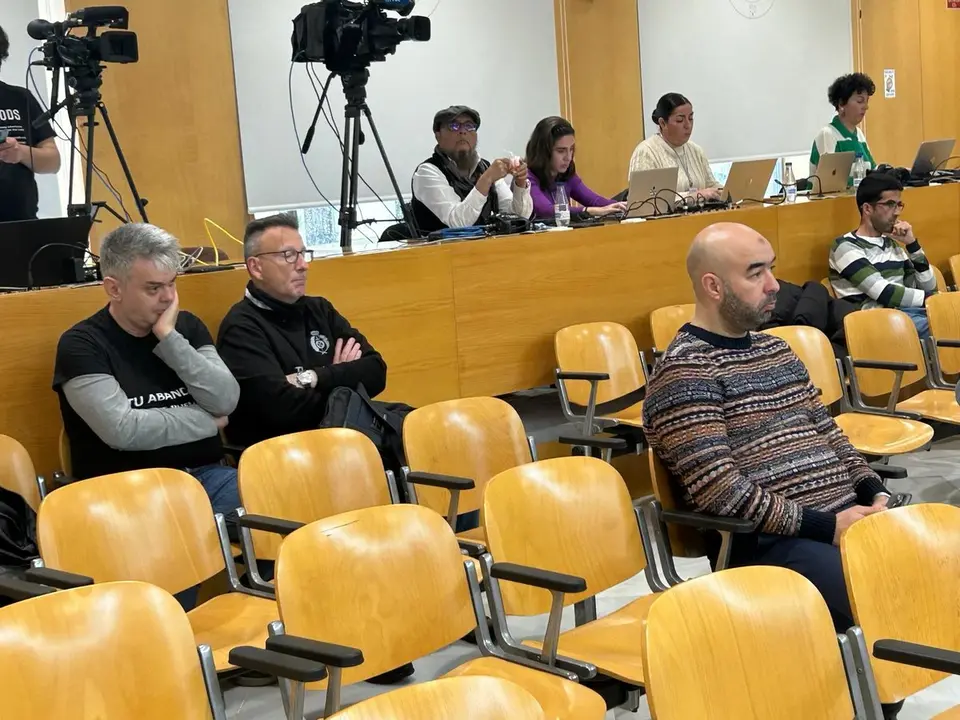  Funcionarios del sindicato TAMPM, ha asistido a al defensa del punto de VOX (C.A.) 