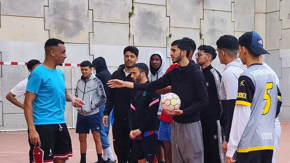 Torneo Intercultural de Ramad&aacute;n con Iftar organizado por la AAVV de Sidi Embarel&iexcl;k y la Asociaci&oacute;n El&iacute;n