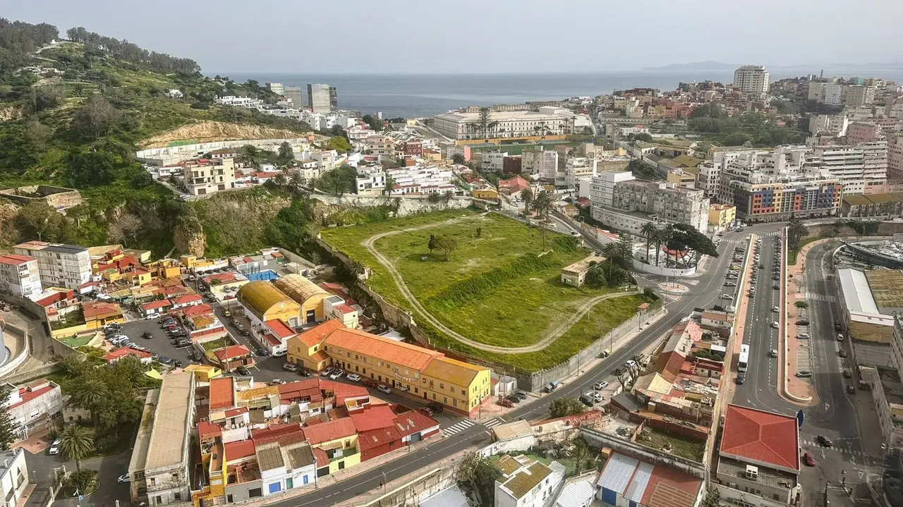  Vista a&eacute;rea de Ceuta (C.A./ARCHIVO) 