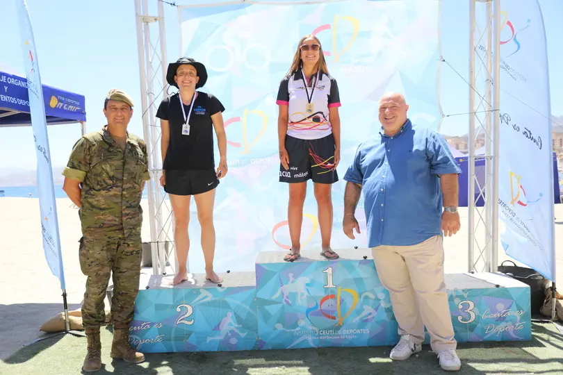 Entrega de trofeos en la XIII Vuelta al Hacho