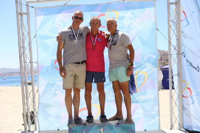Entrega de trofeos en la XIII Vuelta al Hacho