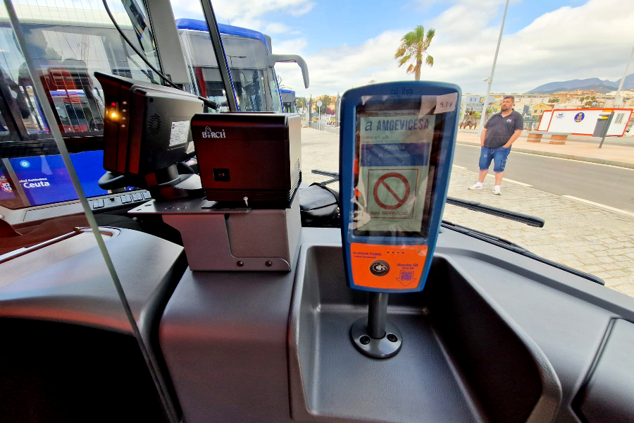  As&iacute; son los nuevos autobuses / Laura Ortiz 