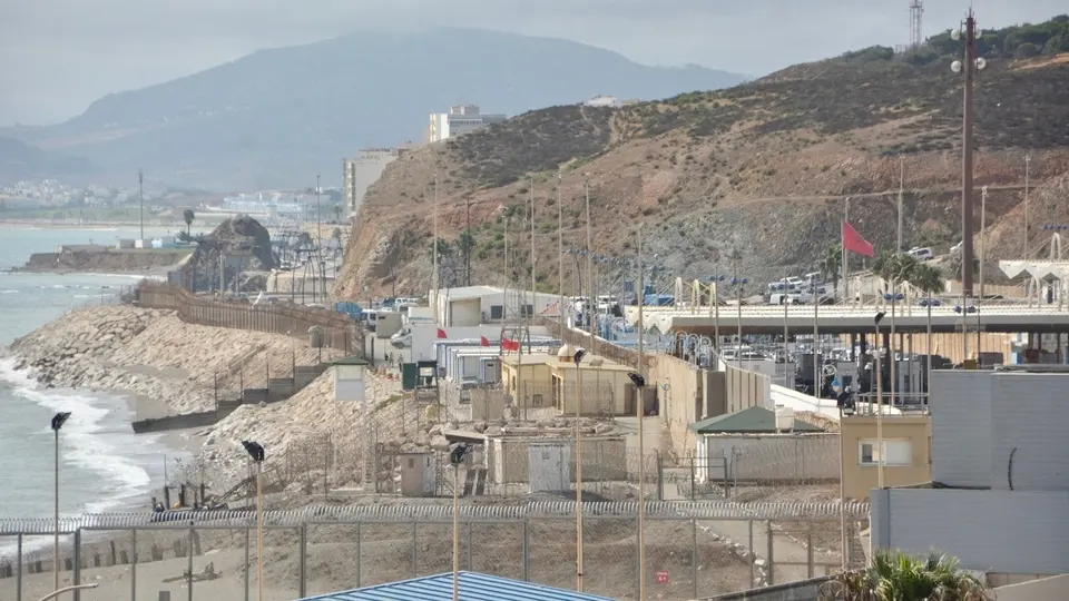 Frontera Tarajal valla Marruecos