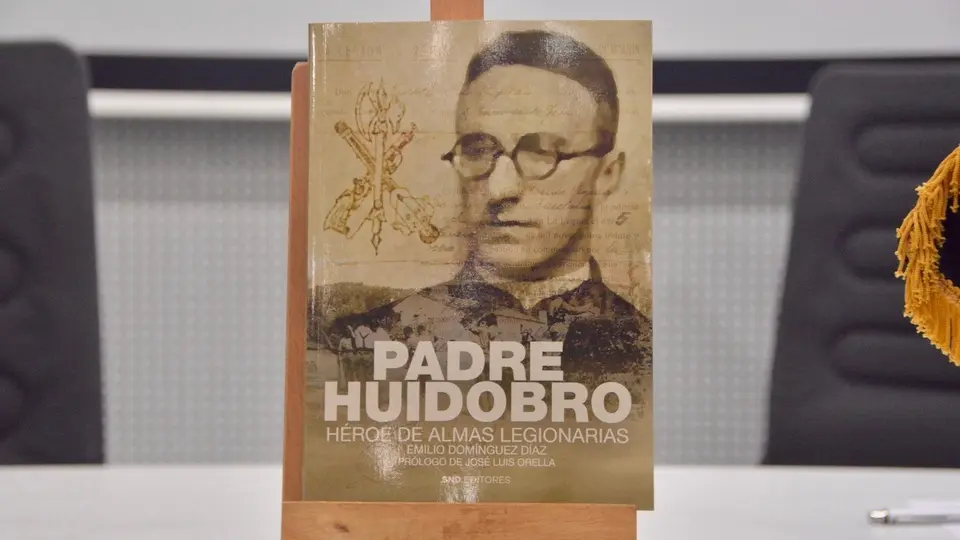 Presentaci&oacute;n biblioteca libro Padre Huidobro: h&eacute;roe de almas legionarias legi&oacute;n legionarios aniversario