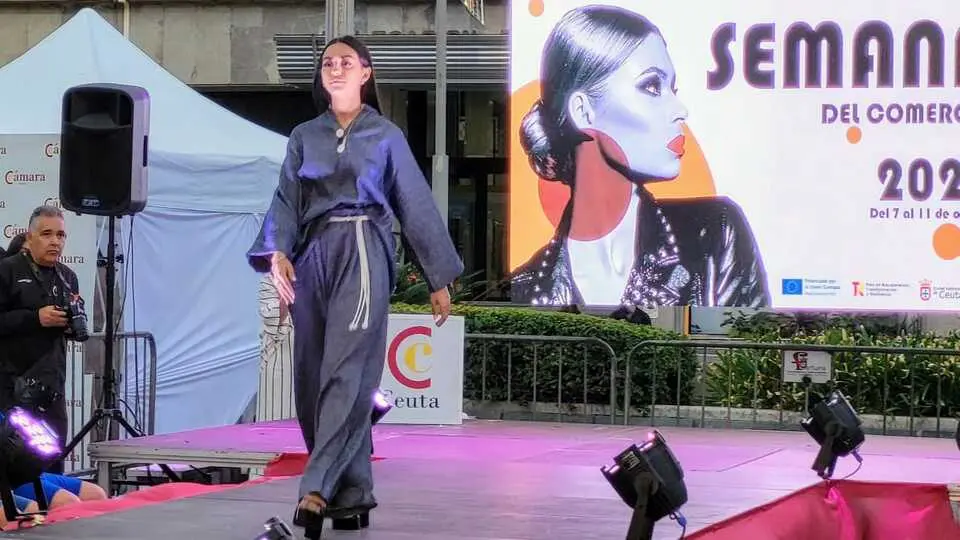 Pasarela de Moda Casual en la Semana del Comercio10