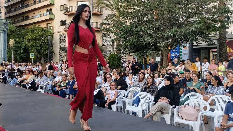 Pasarela de Moda Casual en la Semana del Comercio38