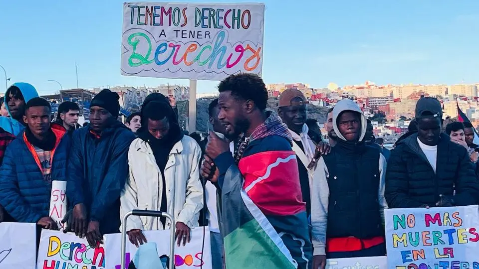La llegada de la XXII Marcha por la Dignidad a la playa del Tarajal5
