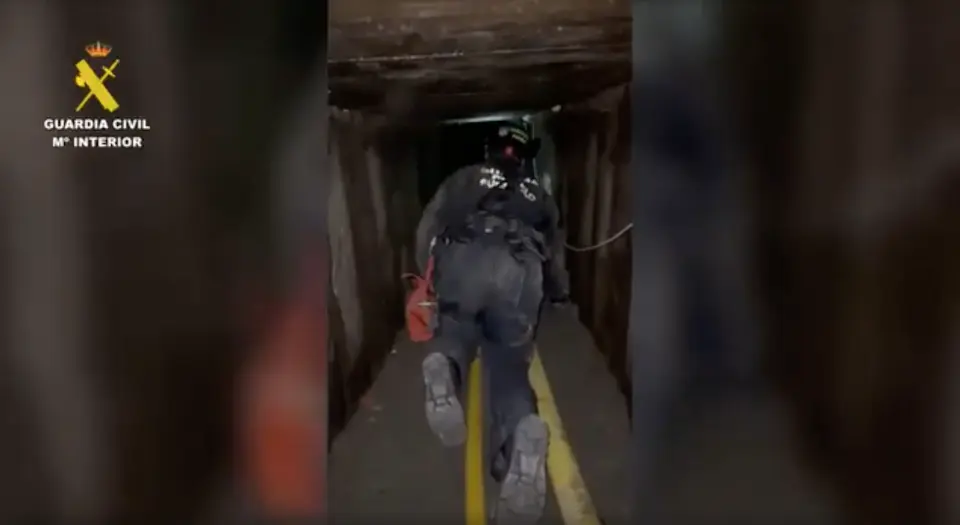 La Guardia Civil explora el narcot&uacute;nel del Tarajal.