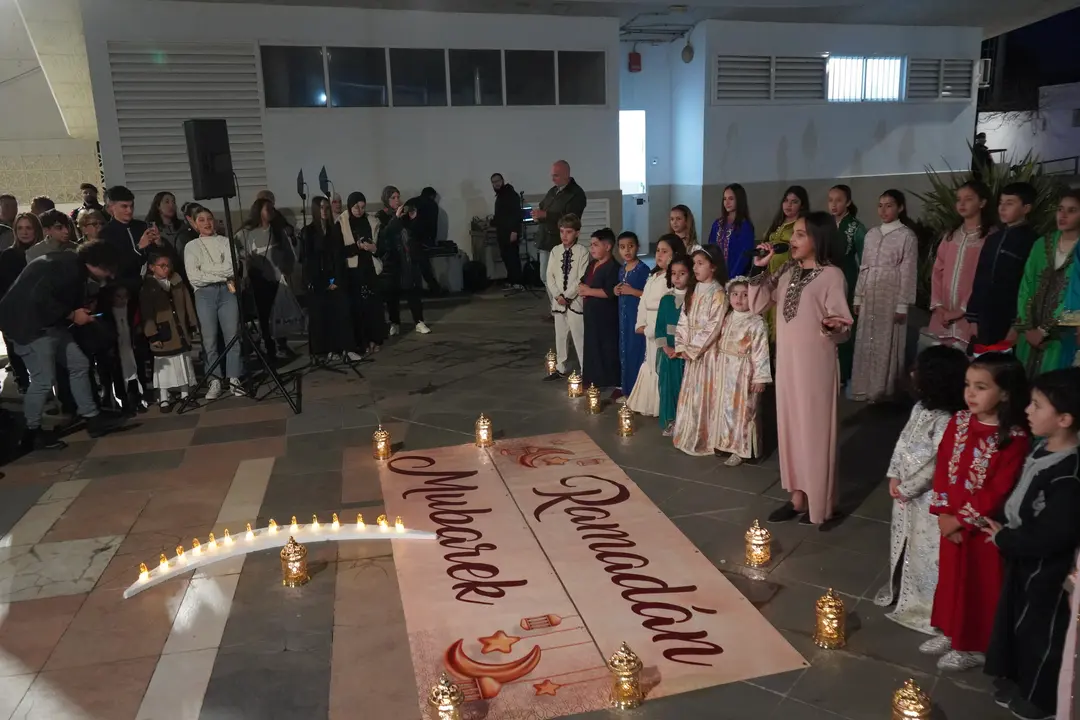 2025-02-24-Encendido Ramadán - 16