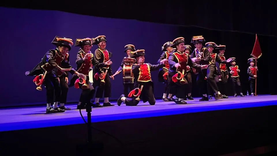Actuación de la chirigota infantil 'Qué amargura'.14