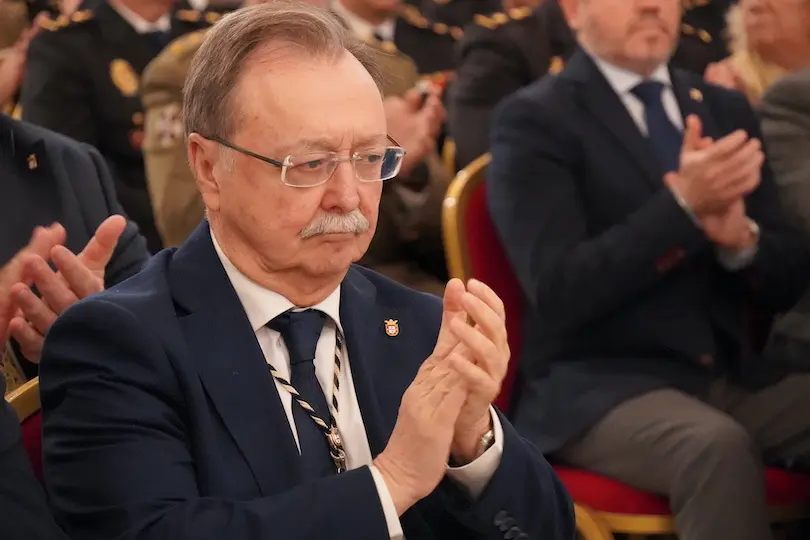 Acto de entrega de la Medalla de Oro de la Ciudad a la Polic&iacute;a Nacional.