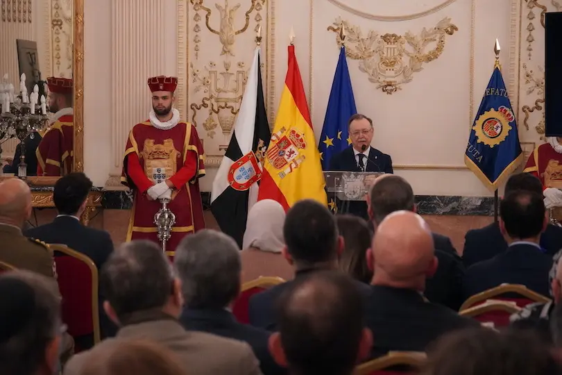 Acto de entrega de la Medalla de Oro de la Ciudad a la Polic&iacute;a Nacional.