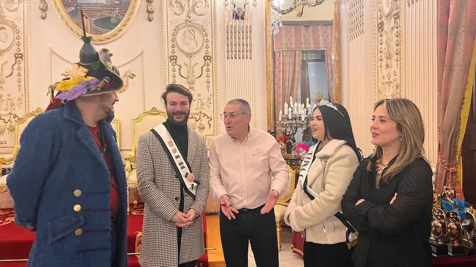 Entrega de premios del concurso de carnaval 2025.1
