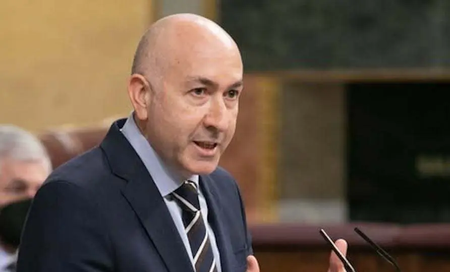 Alejandro Soler.