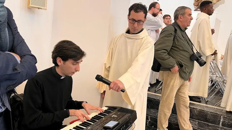 Reinauguración de la Parroquia de San José tras las obras de rehabilitación35