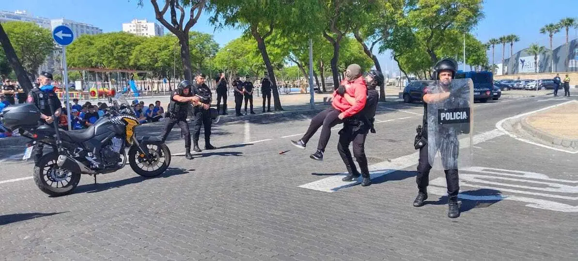 Jornada de puertas abiertas de la Policía Local.2