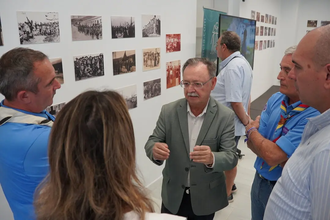 Los scouts celebran sus 110 a&ntilde;os de escultismo en la ciudad con una exposici&oacute;n fotogr&aacute;fica en la Estaci&oacute;n del Ferrocarril (13)