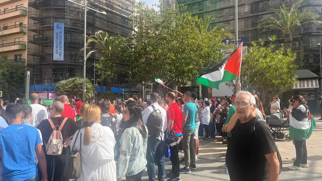Manifestación estudiantil por Palestina.18