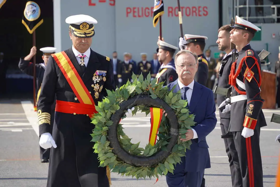 Jura de bandera civil en el buque 'Castilla'. 42