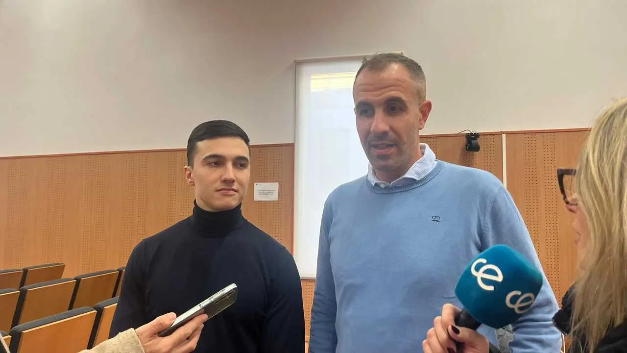 Por la izquierda, Fran S&aacute;nchez y Javi Castillo.