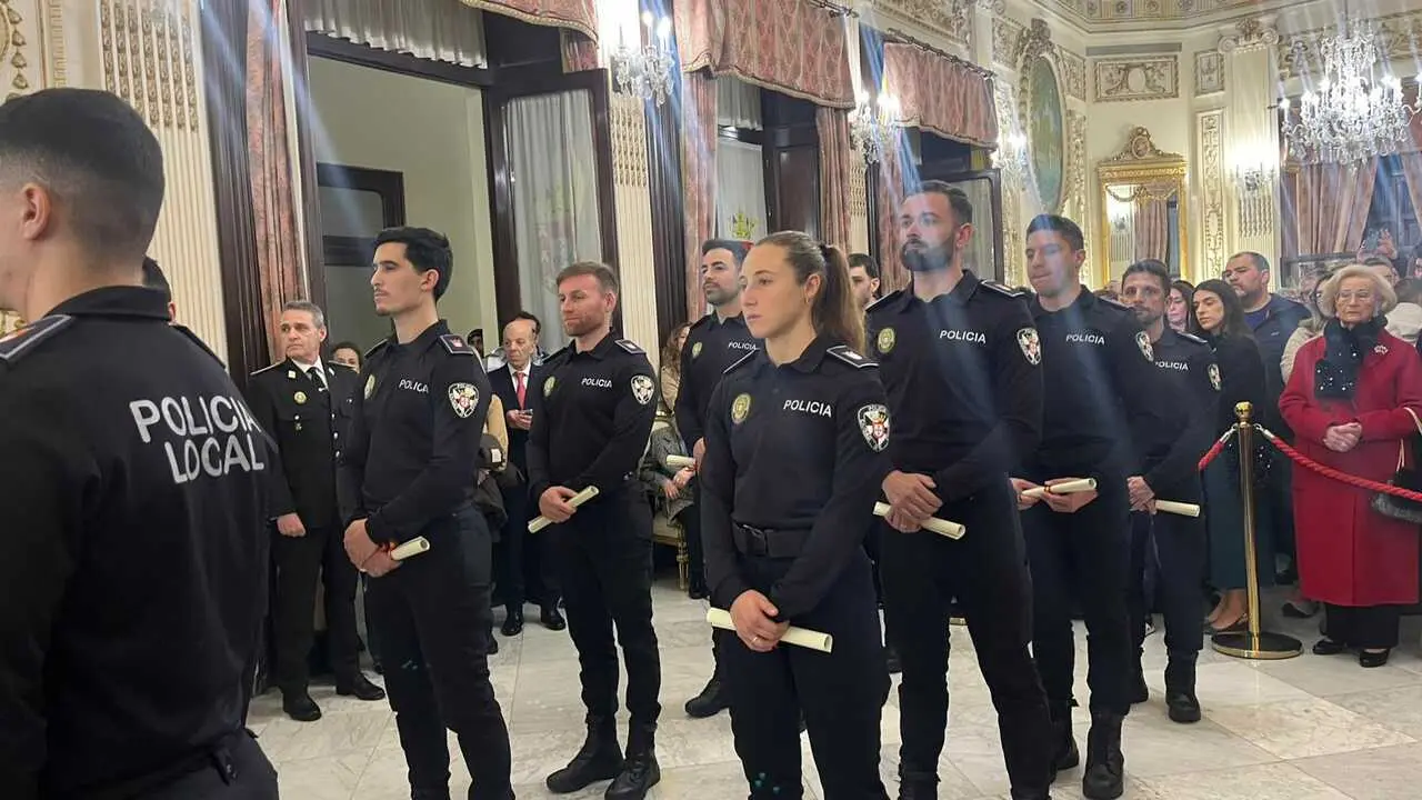 Recepci&oacute;n a los nuevos funcionarios de la Polic&iacute;a Local (12)