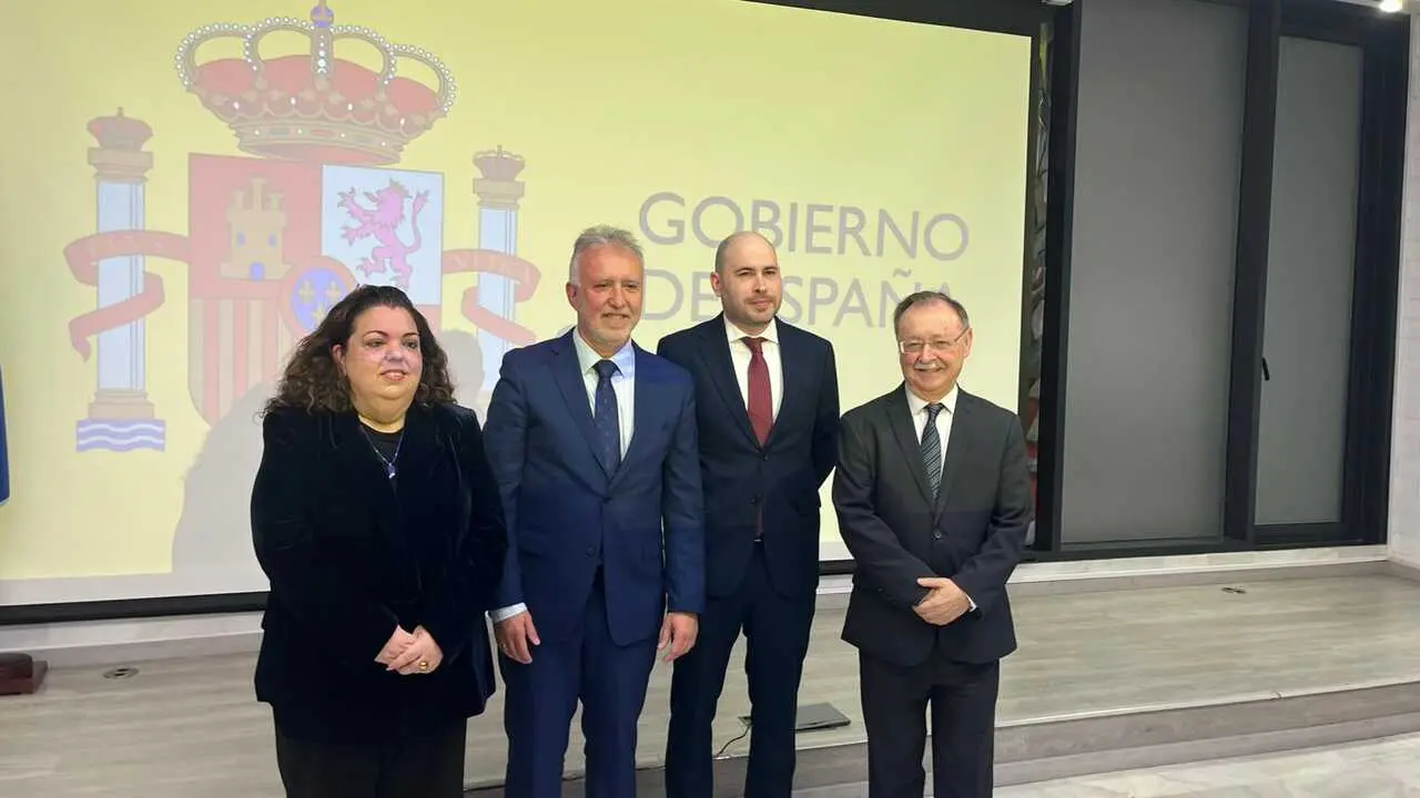 Toma de posesión de Miguel Ángel Pérez Triano.1