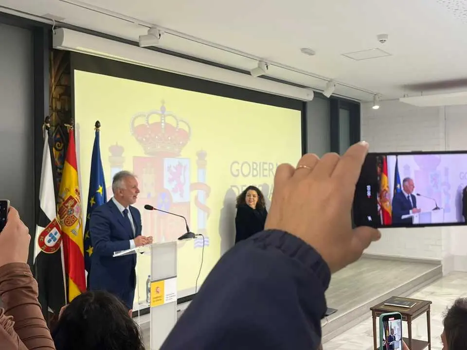 Toma de posesión de Miguel Ángel Pérez Triano.11